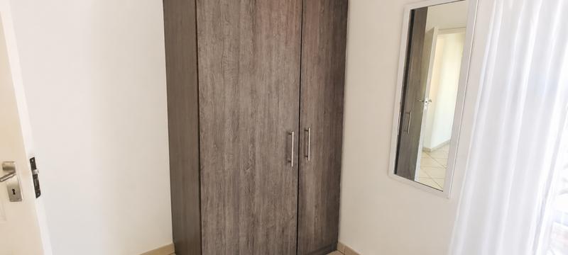 2 Bedroom Property for Sale in The Reeds Gauteng