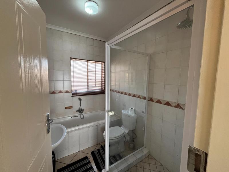 3 Bedroom Property for Sale in Thatchfield Gauteng