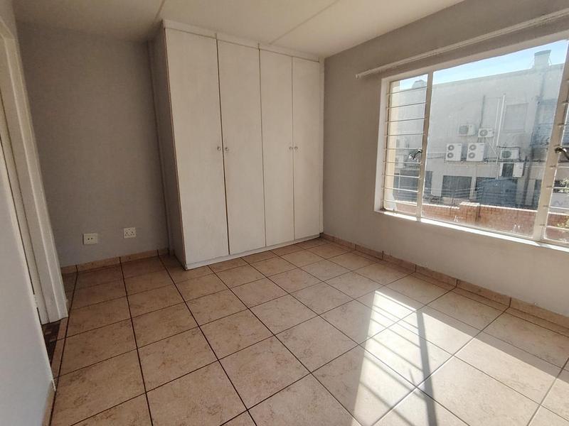 To Let 2 Bedroom Property for Rent in Clubview Gauteng