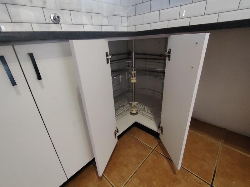 To Let 2 Bedroom Property for Rent in Clubview Gauteng