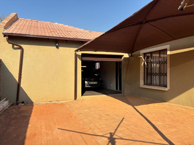 3 Bedroom Property for Sale in The Orchards Gauteng