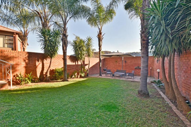 3 Bedroom Property for Sale in Glenvista Gauteng
