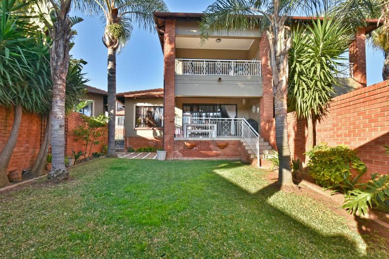 3 Bedroom Property for Sale in Glenvista Gauteng