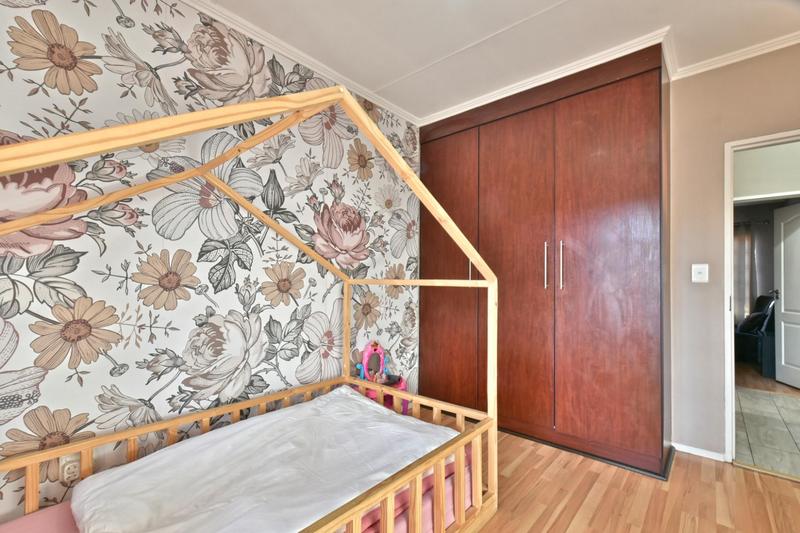 3 Bedroom Property for Sale in Glenvista Gauteng