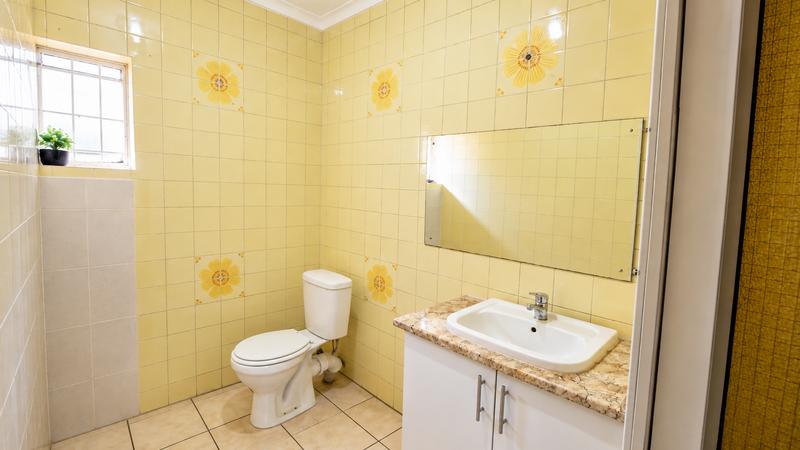 5 Bedroom Property for Sale in Regents Park Gauteng