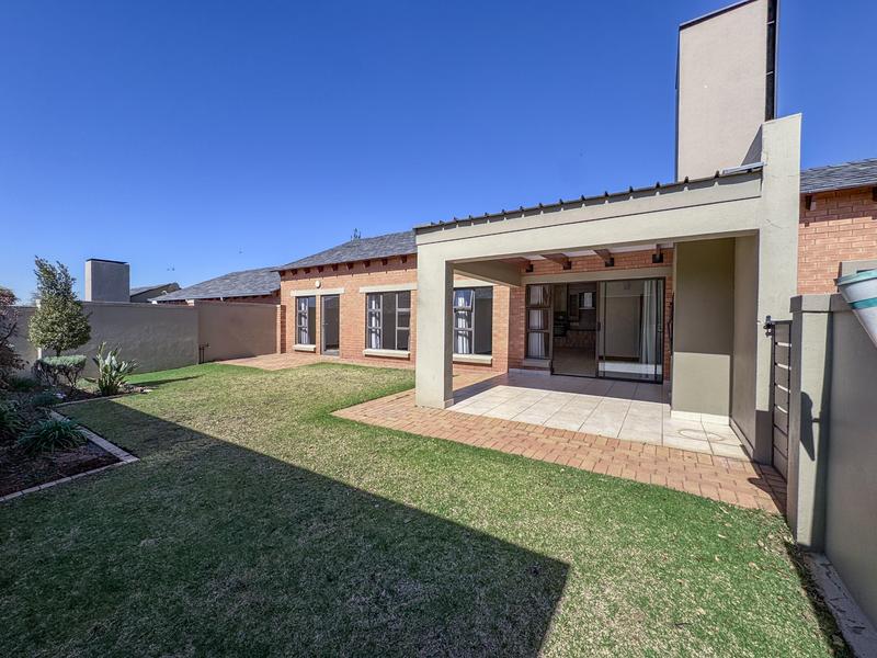 2 Bedroom Property for Sale in Retire at Midstream Gauteng