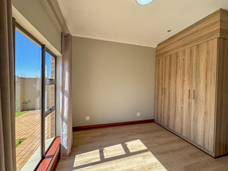 2 Bedroom Property for Sale in Retire at Midstream Gauteng