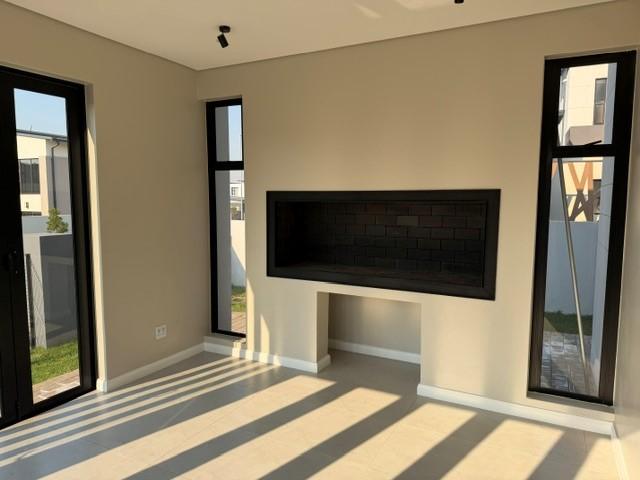 4 Bedroom Property for Sale in Fountainbrook Estate Gauteng