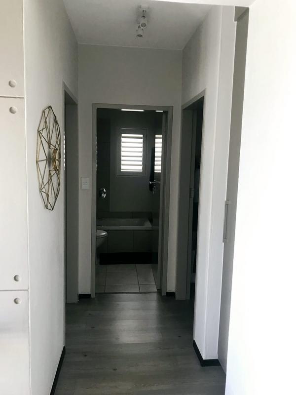 To Let 2 Bedroom Property for Rent in Broadacres Gauteng