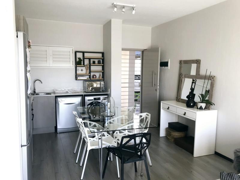 To Let 2 Bedroom Property for Rent in Broadacres Gauteng