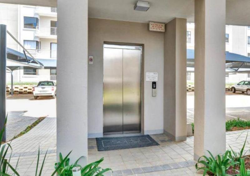 To Let 2 Bedroom Property for Rent in Broadacres Gauteng