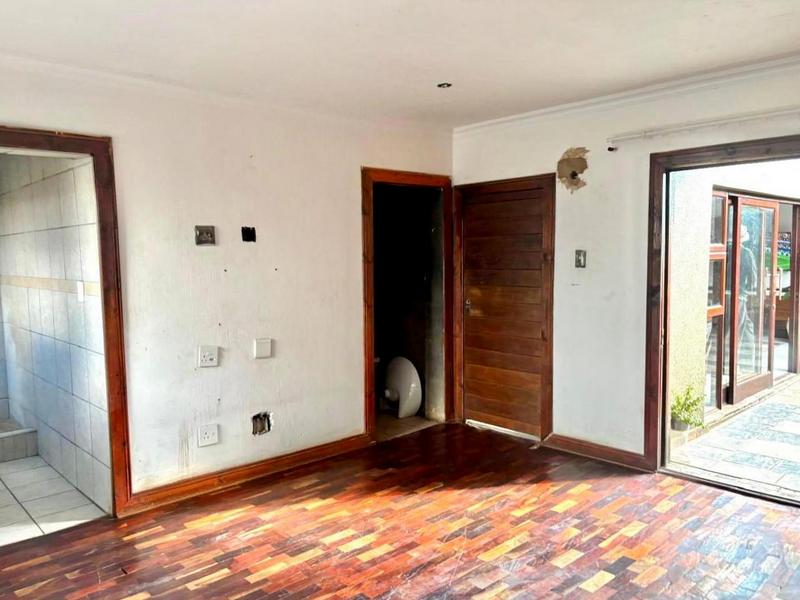 3 Bedroom Property for Sale in Molapo Gauteng