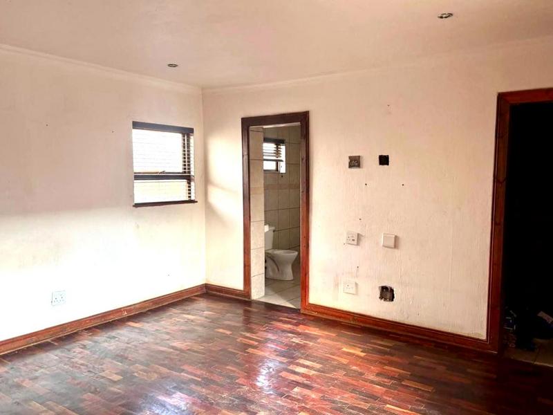 3 Bedroom Property for Sale in Molapo Gauteng