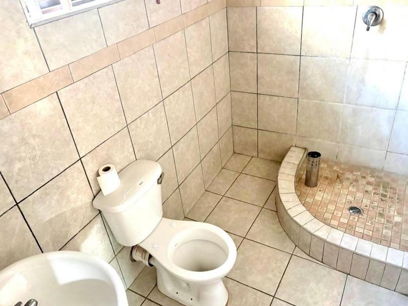 3 Bedroom Property for Sale in Molapo Gauteng