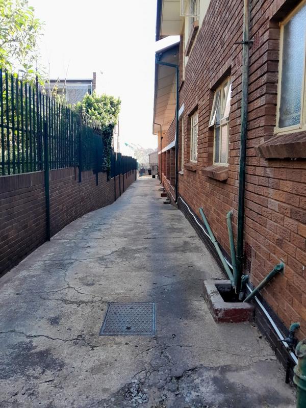2 Bedroom Property for Sale in Florida Gauteng
