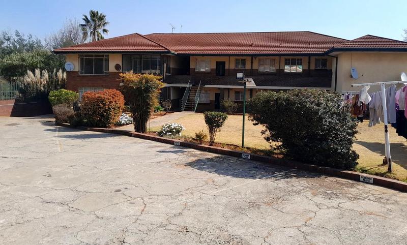 2 Bedroom Property for Sale in Florida Gauteng