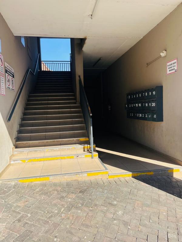 2 Bedroom Property for Sale in Florida Gauteng