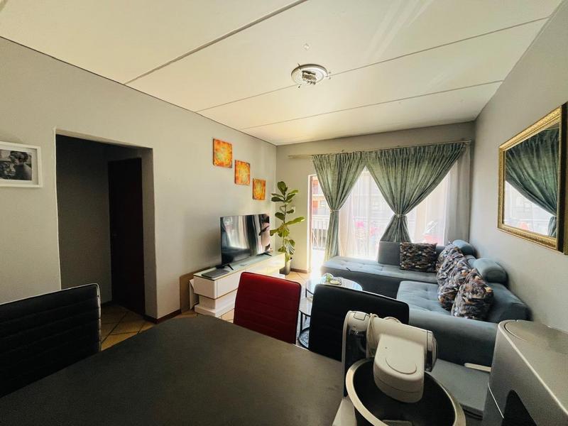 2 Bedroom Property for Sale in Florida Gauteng