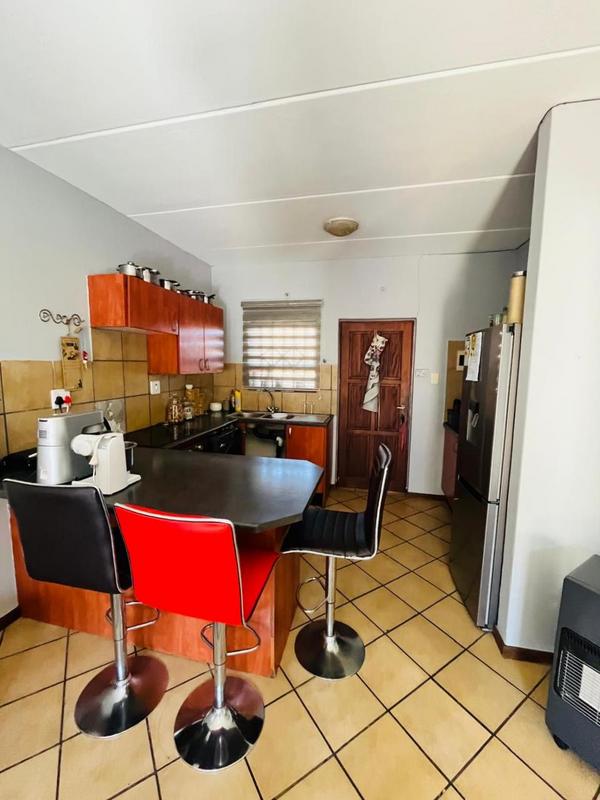 2 Bedroom Property for Sale in Florida Gauteng