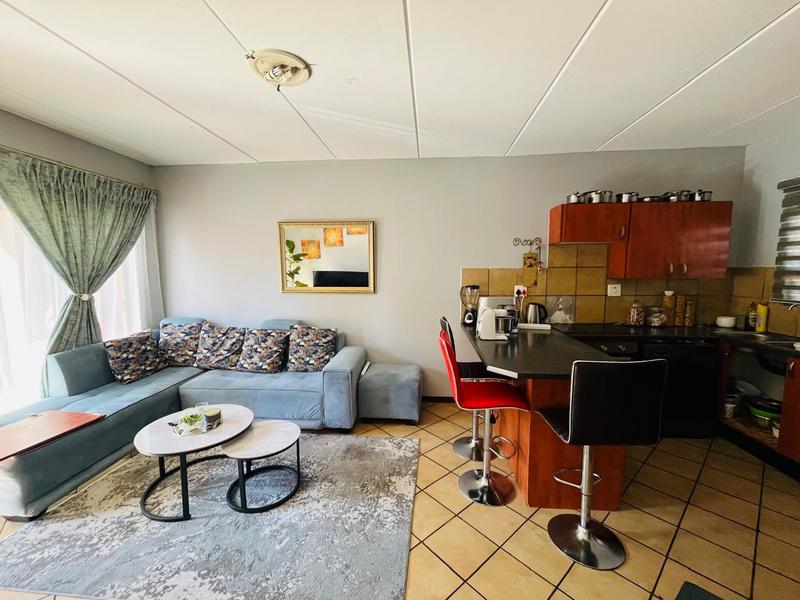 2 Bedroom Property for Sale in Florida Gauteng