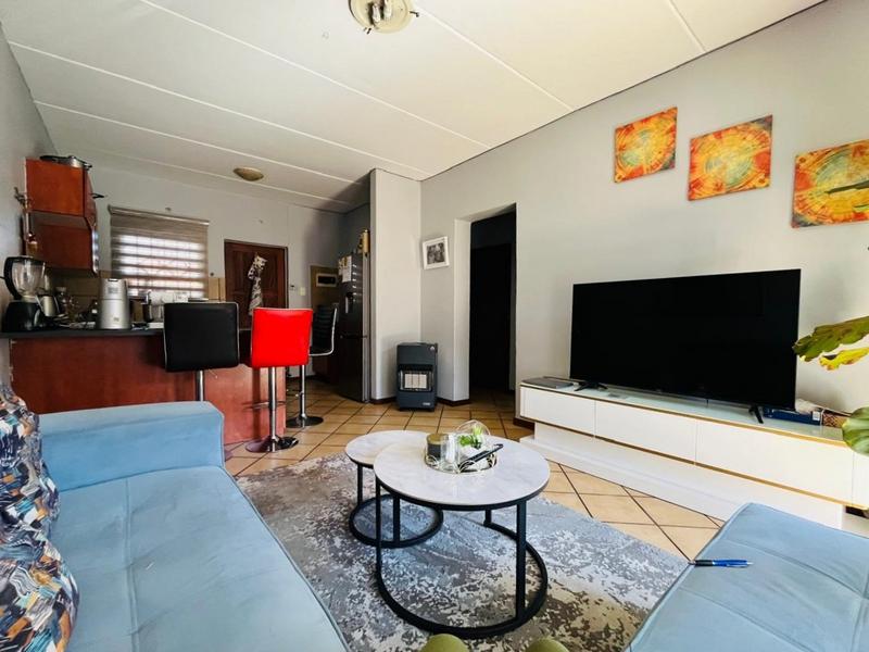 2 Bedroom Property for Sale in Florida Gauteng