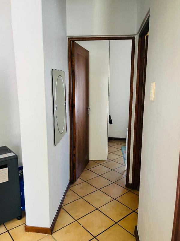 2 Bedroom Property for Sale in Florida Gauteng