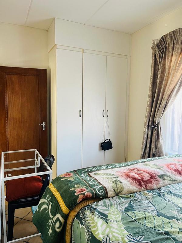 2 Bedroom Property for Sale in Florida Gauteng