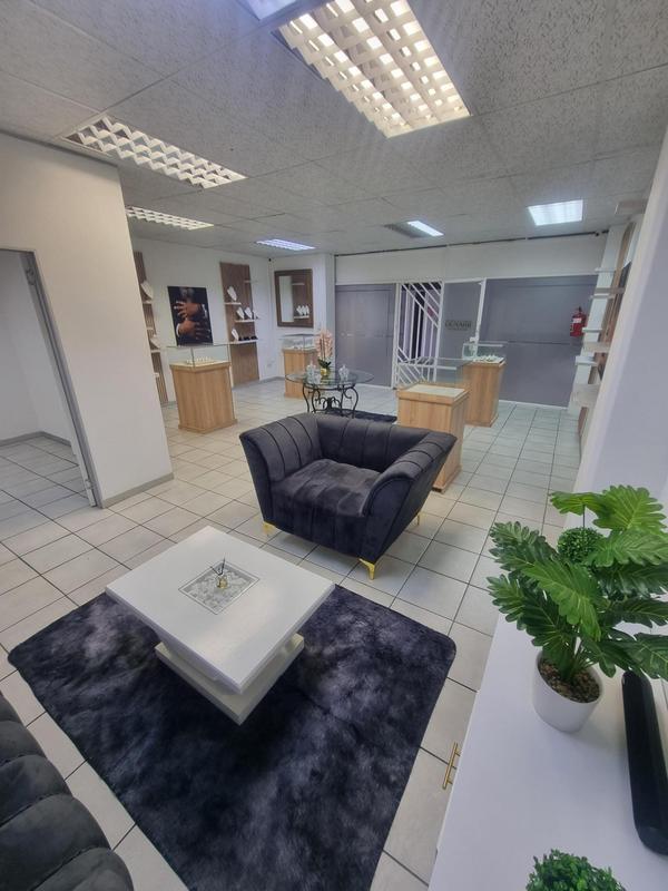 To Let Commercial Property for Rent in Bedfordview Gauteng