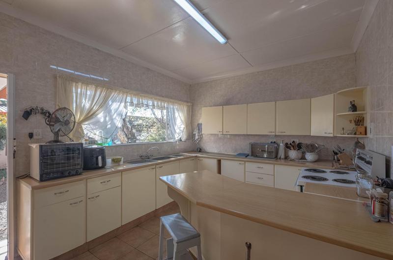 6 Bedroom Property for Sale in Kensington Gauteng