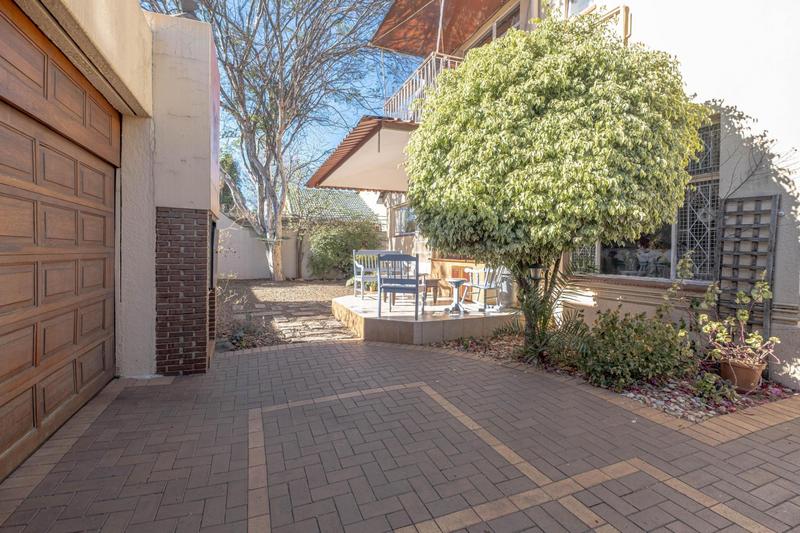 6 Bedroom Property for Sale in Kensington Gauteng