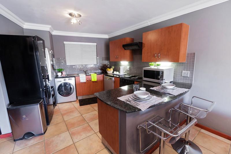 To Let 2 Bedroom Property for Rent in Nieuw Muckleneuk Gauteng