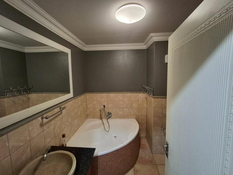 To Let 2 Bedroom Property for Rent in Nieuw Muckleneuk Gauteng