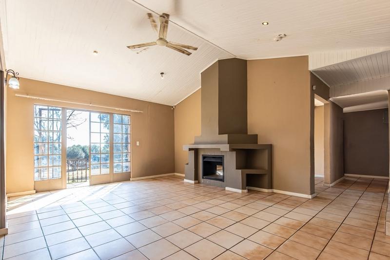 4 Bedroom Property for Sale in Hekpoort Gauteng