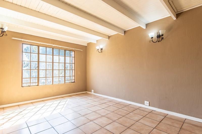 4 Bedroom Property for Sale in Hekpoort Gauteng