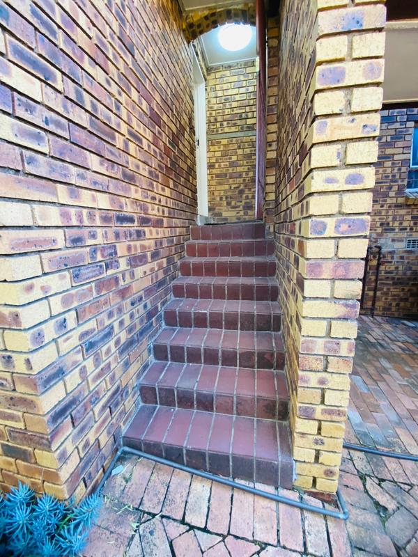 2 Bedroom Property for Sale in Bedfordview Gauteng