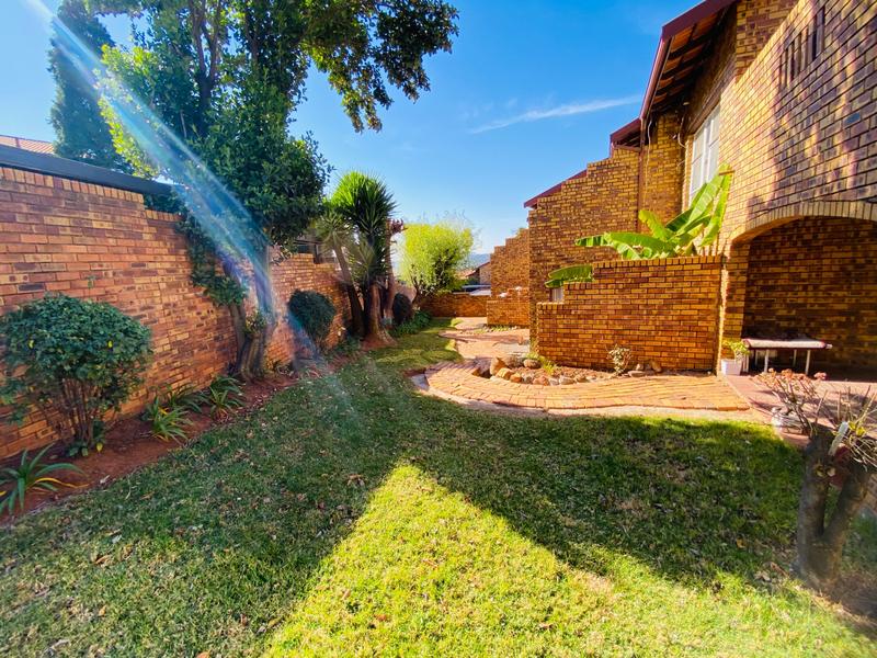 2 Bedroom Property for Sale in Bedfordview Gauteng