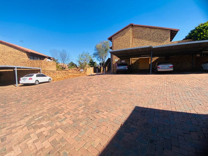 2 Bedroom Property for Sale in Bedfordview Gauteng