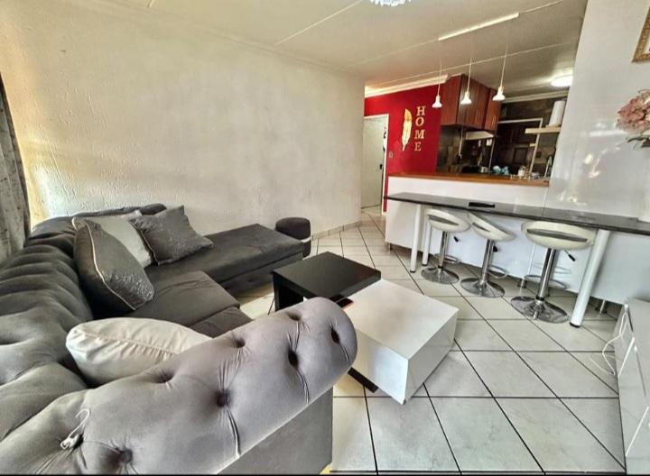 2 Bedroom Property for Sale in Eveleigh Gauteng