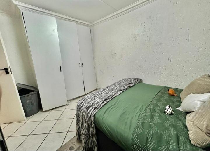 2 Bedroom Property for Sale in Eveleigh Gauteng