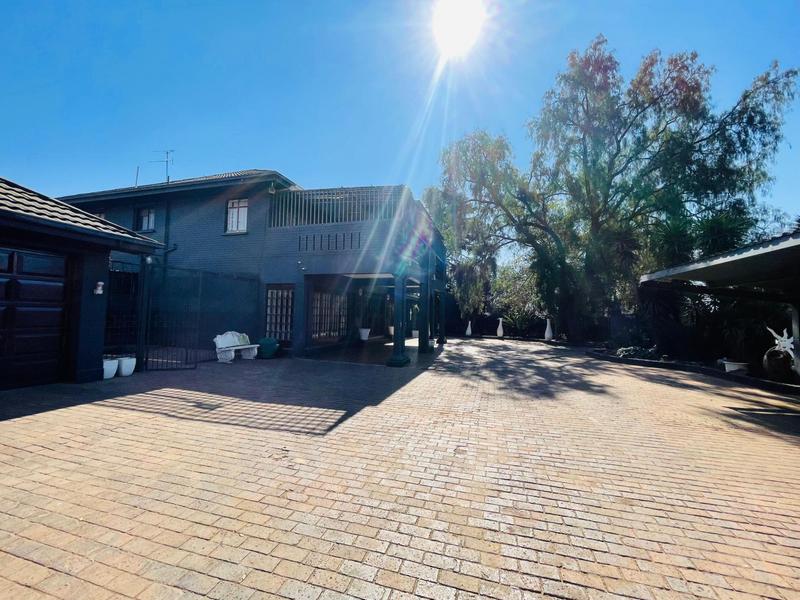 23 Bedroom Property for Sale in Petersfield Gauteng