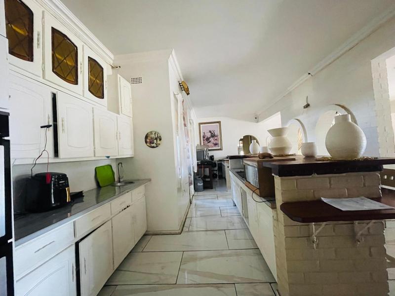 23 Bedroom Property for Sale in Petersfield Gauteng