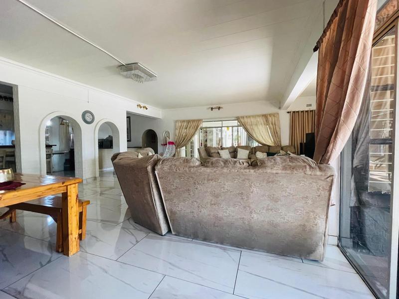 23 Bedroom Property for Sale in Petersfield Gauteng