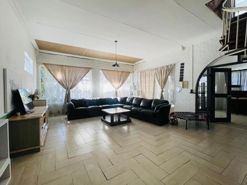 23 Bedroom Property for Sale in Petersfield Gauteng