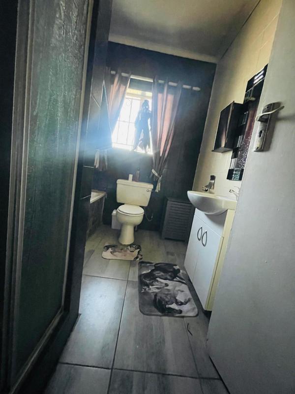 23 Bedroom Property for Sale in Petersfield Gauteng