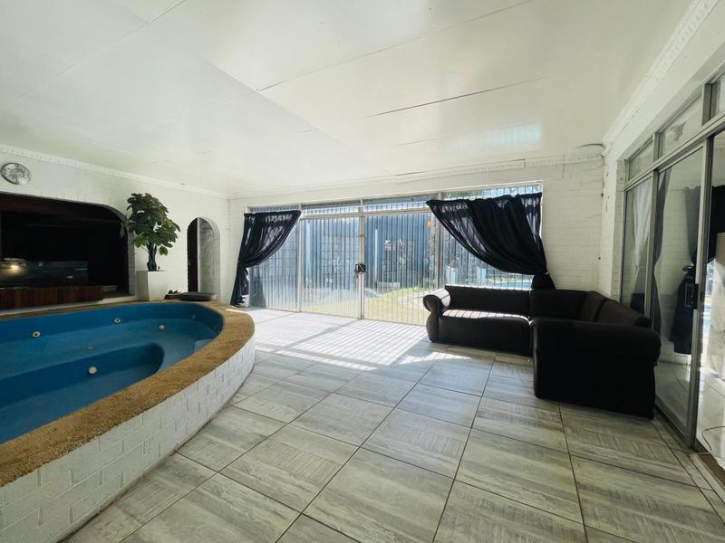 23 Bedroom Property for Sale in Petersfield Gauteng
