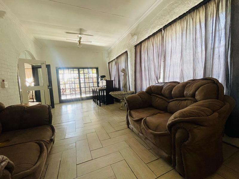 23 Bedroom Property for Sale in Petersfield Gauteng