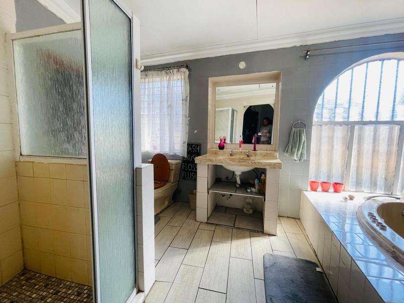 23 Bedroom Property for Sale in Petersfield Gauteng