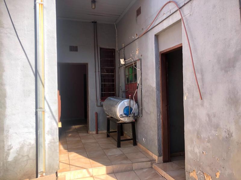 10 Bedroom Property for Sale in Johannesburg Central Gauteng