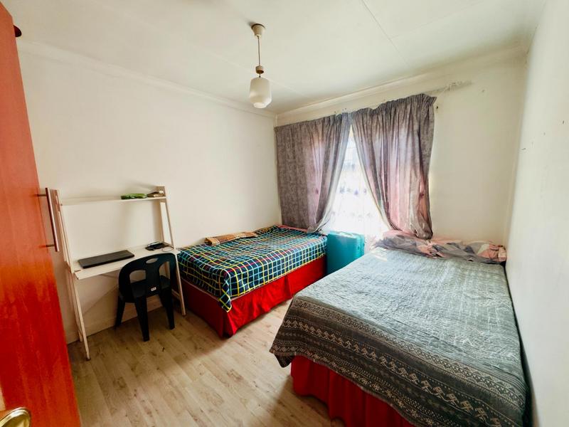 4 Bedroom Property for Sale in Moffat View Gauteng