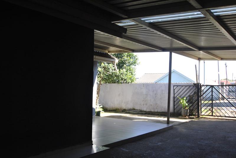 3 Bedroom Property for Sale in Zakariyya Park Gauteng